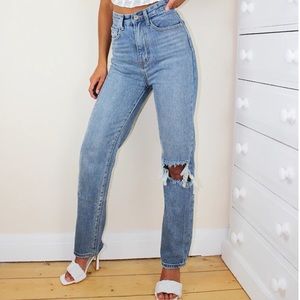 PrettyLittleThing Petite Straight Leg Jean